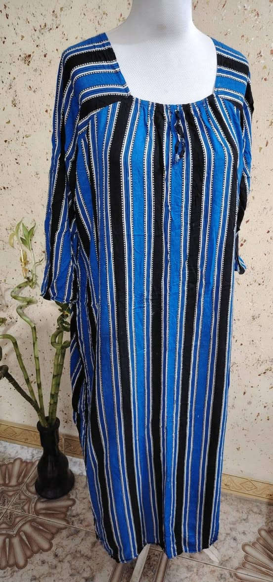 دشاديش نسائية كشمير كويتي فقط 
العدد 50 قطعة لاتلف ولاتعبان مكوي 
السعر 140 الف والتوصيل مجاني ***********7
