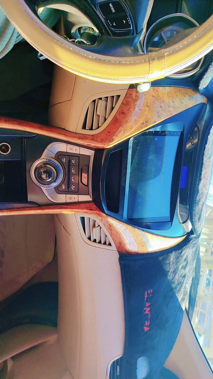 سلام عليكم النترا 2014خليجي 1600 تريد وكاله تريد تحويل اربيل انكليزي هزه جديده سعر 108 وبيها مجال 
***********
