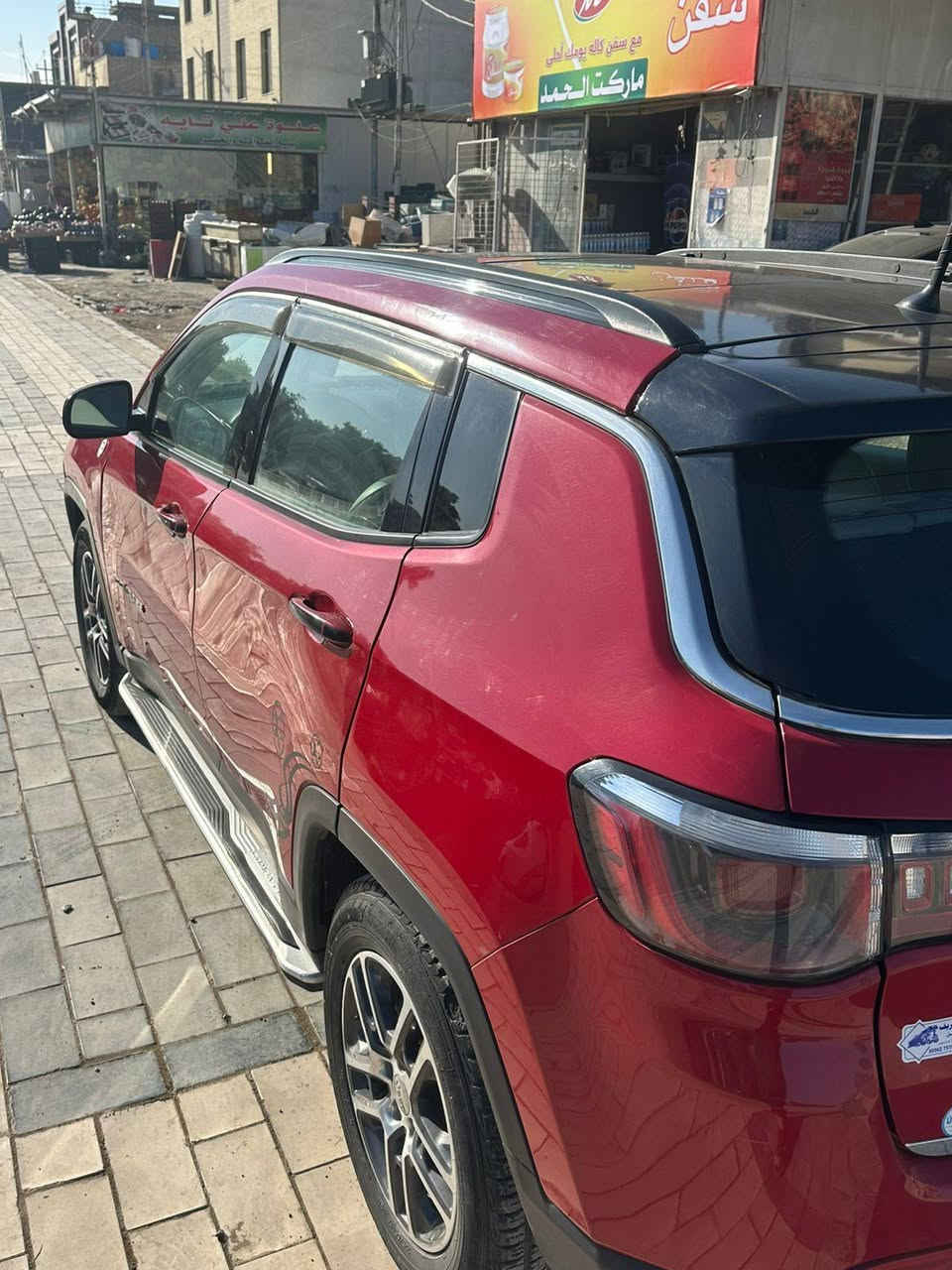 السلام عليكم من رخصة الادمن جيب كومباس موديل 2018 تو ويل فول مواصفات السياره بيه 6 قطع صبغ بيع او مراوس حسب القناعه السعر با 130 ورقه ومكان السيارة الدوره ***********
