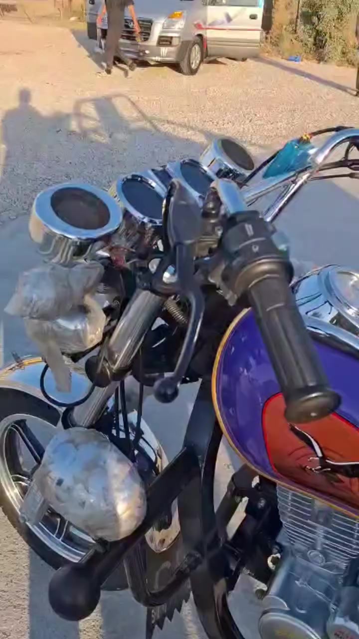 سلام وعليكم هاي ستوته البيع صارلها ٢٠ يوم لامن طلعتها من الوكيل وبس مره وحده مبدل دهن الي يريدها بي خير ويدلل والما يريد يشتري لا يتعبني ***********
