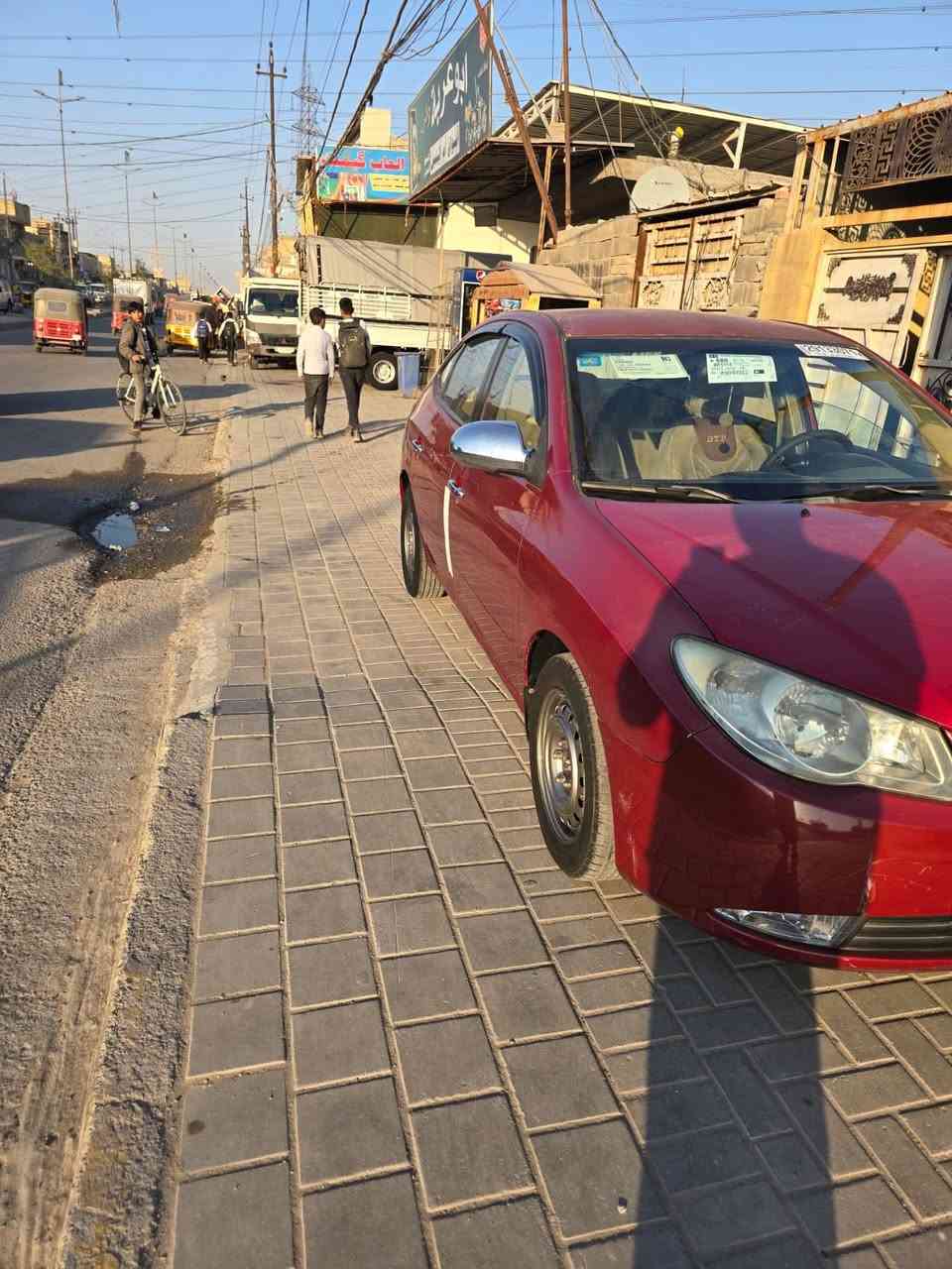 سلام عليكم انتر مديل 2009 مكينه كير مكفولات 
حداديه جديده تبريد شغال سياره خليجيه مبدل فقط بندي بقيه مكفولاه سياره مكاني بغداد *********** خاص ما جاوب انتصال فقط 
سعر 78
