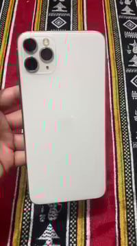 ايفون ١١برو ماكس كولشي مابي بس البطاريه مبدله ٣٥٠ وبي مجال بسيط الاتصا...