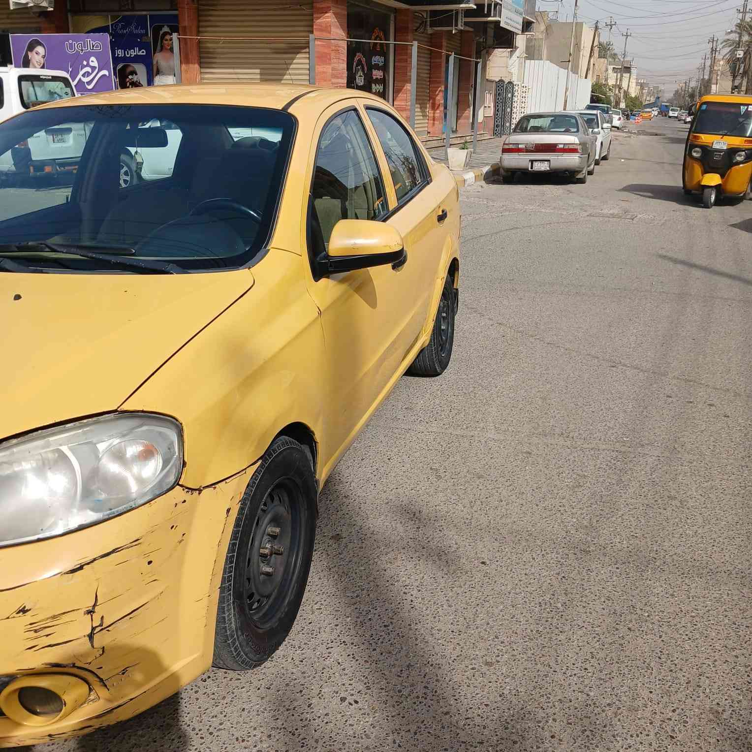 السلام عليكم للبيع افيو 2011 خليجيه اوتوماتيك كير ومكينه خير من الله السياره مصفره هيه السياره بها قطعتين صبغ والباقي بلاديه المكان بغداد الجديده ابيع شرط التحويل السعر 53 وبيها مجال قليل *********** مكلف بالنشر
