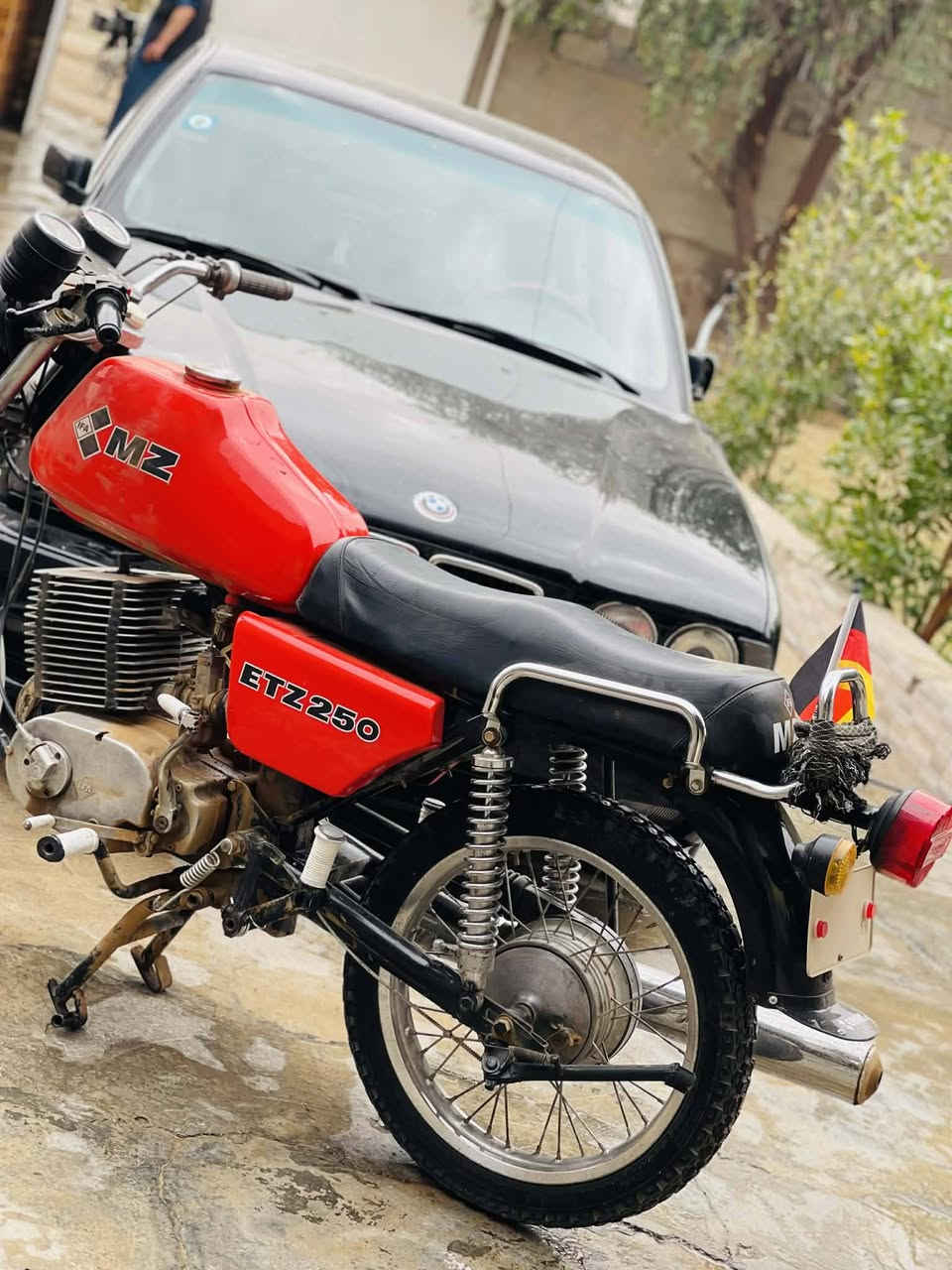 سلام عليكم مرخصت الادمن دراجه mz بدون سنويه للبيع كصه 3 لحيم بس بلخشم وممبين دراجه تعمير جديد ماكنيت مال ستوته دراجه خير من الله الاستفسار مكلف بلنشر هذا رقم راعيه***********
