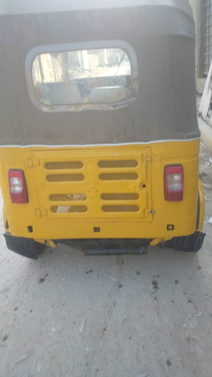 تكتك للبيع مديل ٢٠١٩ شهر ٨ اوراق اوراق مكينة مكفولة تنقيص وتبخير كهربائيات شغالة تخم تاير كير اكلجات مكفولة السعر ٤٢٥٠ وبيها مجاال للاتصال ***********
