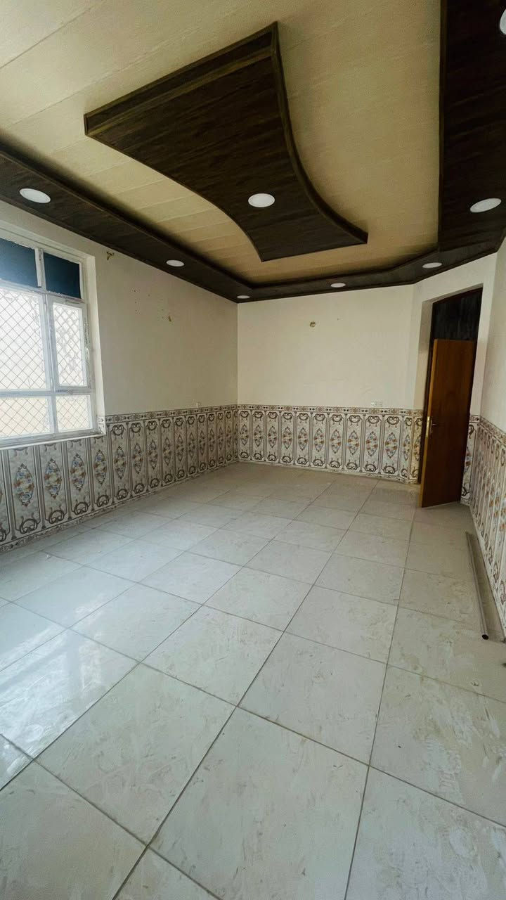 دار للبيع مساحه ٢٦٠ متر طابو صرف

مجمع ارض بابل حي الحسين 

قرب مدرستين

مطلوب ١٠٠

مقدمه ١٠٠ وبيها مجال بسيط 

خدمات فول مدارس اثنين حكوميه

مجاري موجوده

امنيه موجوده

لحك قبل لايفوتك

يرهم مراوس بقطعه بحي الحسين ٣٠٠ متر وينطي فرق

العنوان ابي غرق حي الحسين 

للاتصال والاستفسار المراسله او الاتصال علئ الرقم التالي

***********
