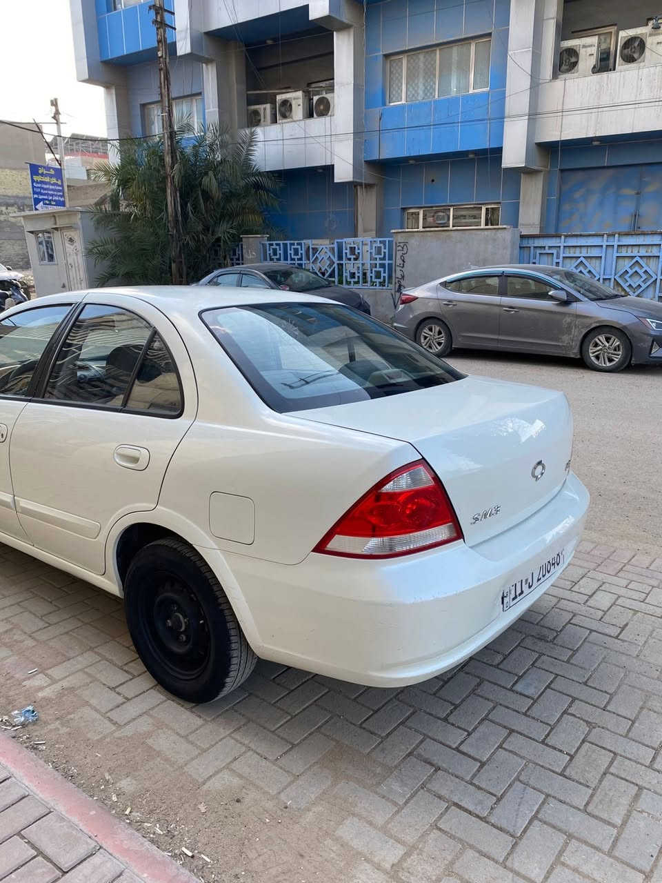 السلام عليكم
نيسان سني سامسونك خليجي بدي كوري موديل ٢٠٠٩
السياره مكفوله كفاله عامه 
السعر ٩٨ بيها مجال مكاني بغداد
***********
