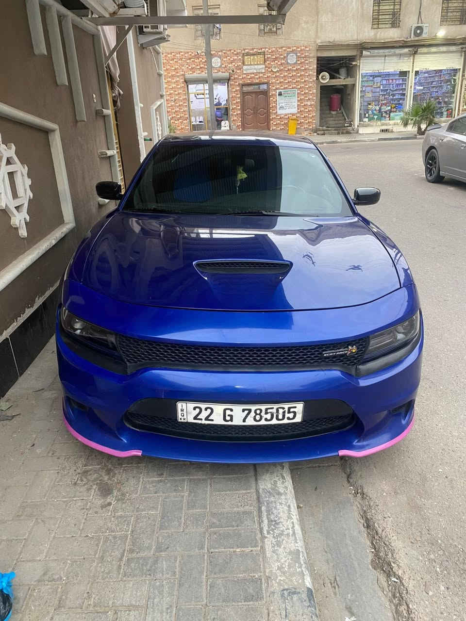 السلام عليكم احبتي  الكرام جارجر 2020 اصل رقم شمالي داخله سرقة جاملغ فقط. وكلير بالقمارة. بنيد محدث. السيارة كير محرك تخم تاير حداديه. دواخل كله جديد. استخدم شخصي بسم موظف بنفط شرط التحويل اذا ماتحول مابيع والسعر جدا مناسب. السعر 182$. مكان السيارة. بصرة قبله.   اتصل واني. خادم ***********
