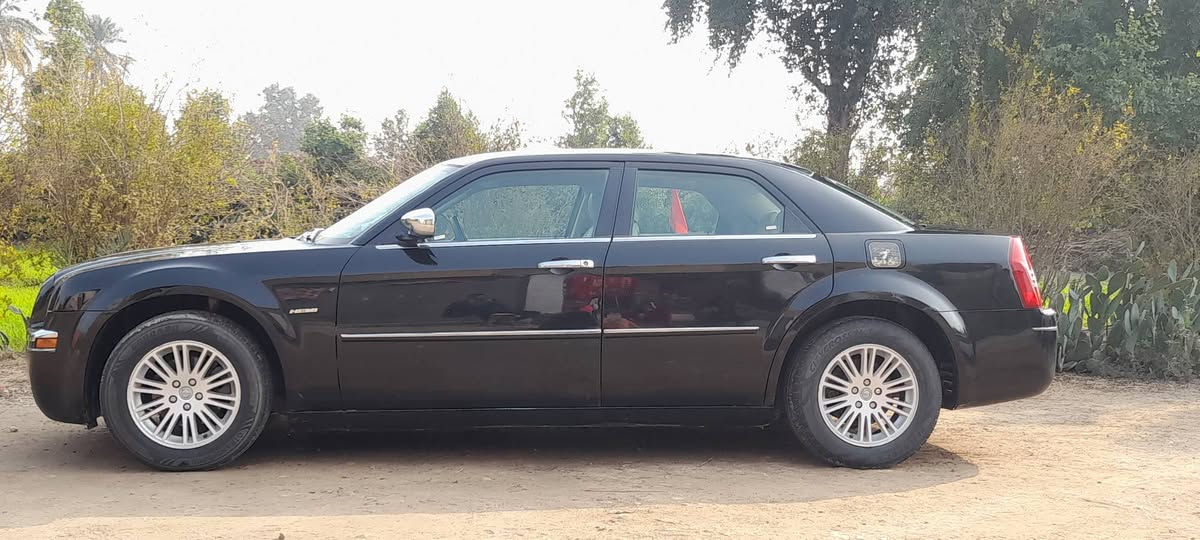 كرايسلر اوباما ٢٠٠٩ /  كلين / رقم واسط / نضيفة كلش /     محرك ٣٥٠٠/  مكفولة وجاهزة / بأسمي / موجوده في الكوت
/ قضاء الاحرار  [ الحسينية ] 
للإستفسار الاتصال براعيها  ***********
