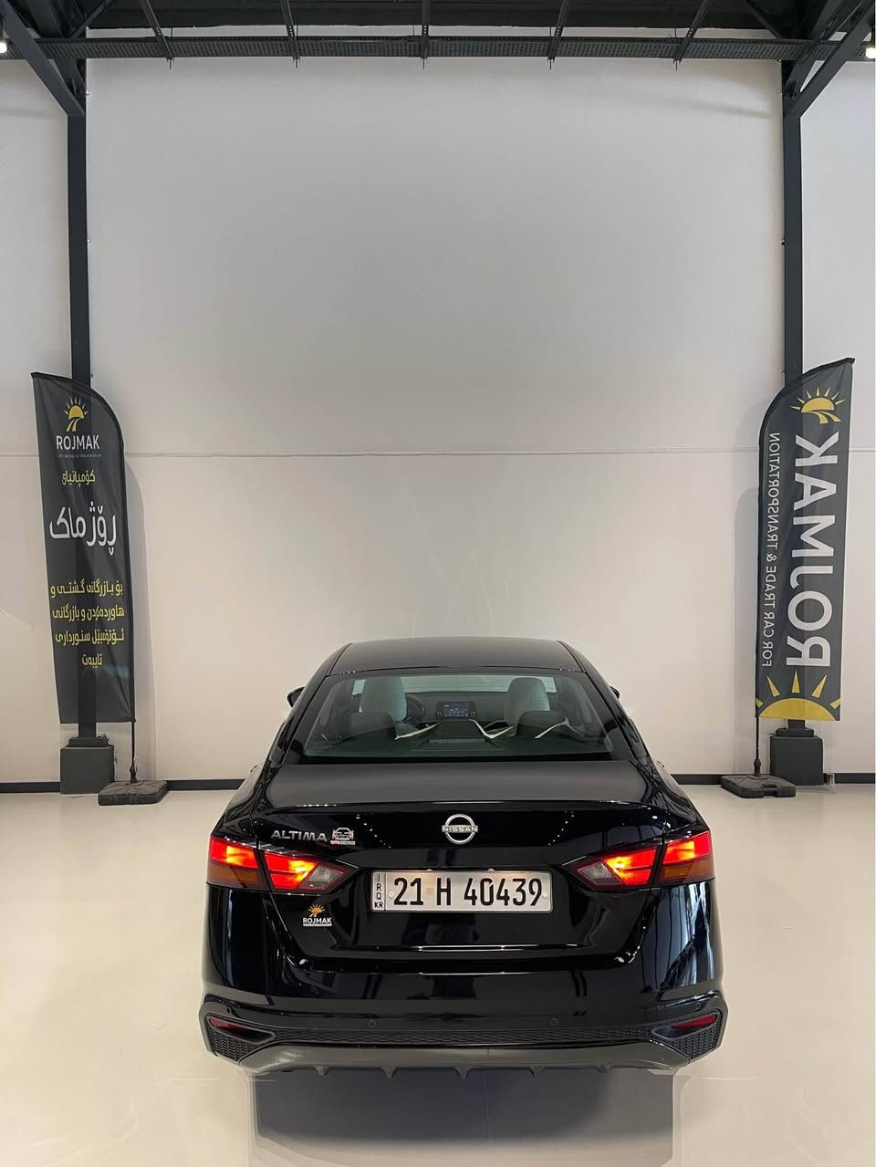 nissan Altima 2024 S
پێش و پشتی کەپسە — ئێرباگی نەتەقیوە 
تەنها چاملوخی پێشەوەی سەکن بۆیاخە - 
دەعمەکەی زۆر زۆر خفیف بەس لێکراوەتەوە چاملوخەکە
 لایتبو سێتی ڕادێتەر هەمووی بیلادیە - ١٤ هەزار میل ڕۆشتووە
ڕەقەم سلێمانی - تحویل غرامە بەشەرت - 
شوێن کۆمپانیای ڕۆژماک 
1N4BL4BV3RN404089

***********
***********

نیسان التیما مودیل ٢٠٢٤ مواصفات اس 
بجم کبس - بدون ارباک ( کل سلیمە) 
فقط جاملخ امامی سکن صبوخ بدون دواخل - 
لایتات سیت رادیتر بلادیە - رقم سلیمانیە جاهز
ماشیە ١٤ الف میل - کیر مکینە بشرط - سیارە مثل زیرو
مکان سلیمانیە - 

1N4BL4BV3RN404089
***********
*********** السليمانية, العراق
