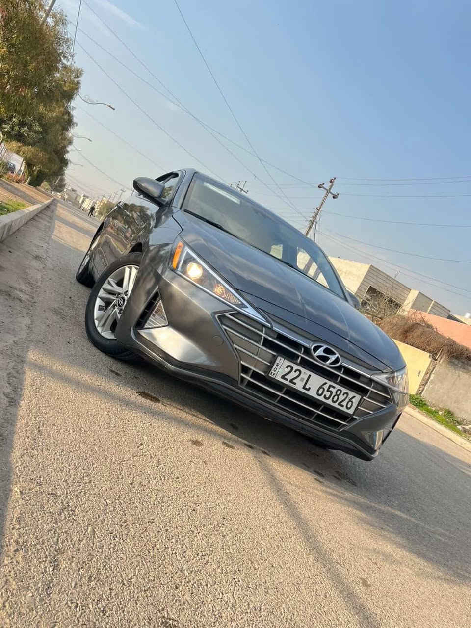 السلام عليكم
لنترا موديل 2019

رقم اربيل جديد

نص فول

رادار امامي خلفي 

نقطه عمياء

كامره دوار 

ويل 16 

مكينه 20 دوش 

كير اي تي 

ضرر بوند فقط بدون دواخل بشرط

مكان السياره موصل 

***********
