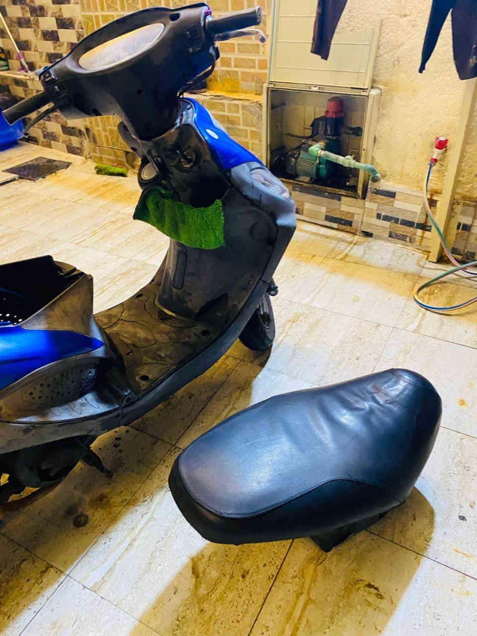 السلام عليكم شباب دراجه في تو دراجه كفالة عامه شرط السعر 900وبيه مجال الرقم ***********
