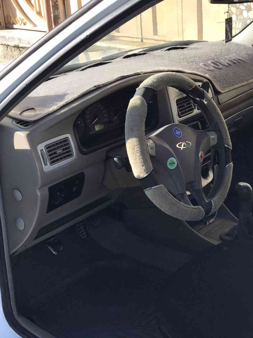 السلام عليكم شيري كوين 2013 /قطرا صبغ ما بيها 
محرك كير شرط 
تايات جدد باتري جديد
تبريد ❄️ تدفها نار🔥 السيارا عال بلادي كلشي بيها
ضفيرتها جطل ما بيها  كلشي شغال
 كبون بنزين بيها ورقي الصلي  شرط الوكلا والتحويل 
السعر 47 
رقم ***********
