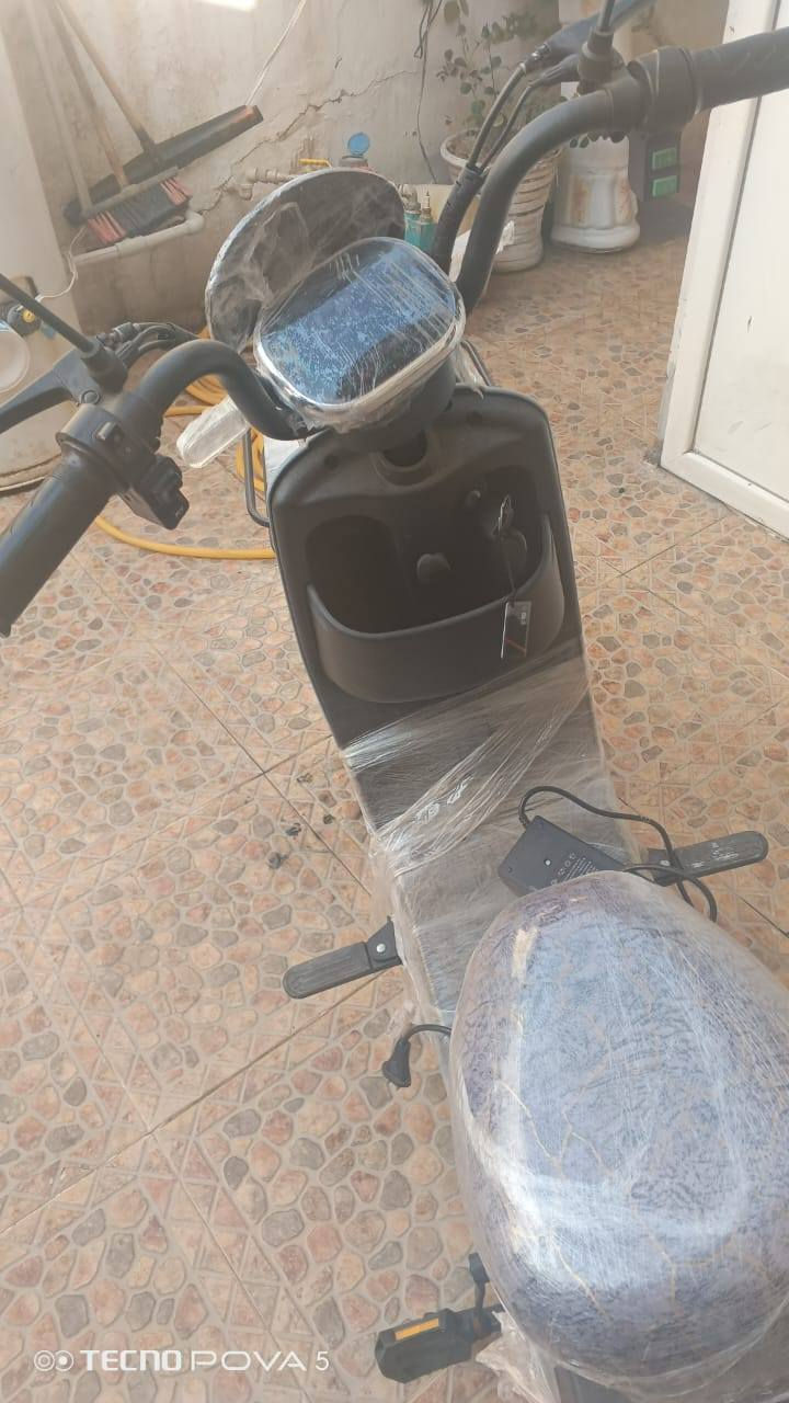 مانتورشحن نوية *********** جديد سعر٣٠٠الف دينارعيراقي هةولير فرمانبةران نوية أربيل, العراق
