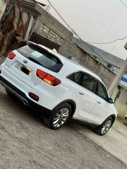 السلام عليكم *********** 
سورنتو موديل 2020 فول مواصفات لمتد 1/1 مكينه 6 سلندر 7 راكب 3 قطع تبريد بصمه تشغيل بصمه أبواب بنرامه طكتين كشنات جلد كهربائية شاشه بلاديه جنطه شفط مري شفط اشاير بلمري حساسات خلفيه كأمره خلفيه رادارات ثلاث انضمه قياده رقم بغداد نكليزي بسمي ماشيه 84 حقيقي

سياره بيها ٤ قطع صبغ وربع البنيد سعر ١٨٣ وبيها مجال مستعجل علبيع مكاني بغداد شراي يتصل ما متواجد ع النت
