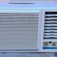 للبيع سبالت مستعمله وجديد العنوان بغداد جميلة مكيف ميديا ٢طن  نظافة ١٠...