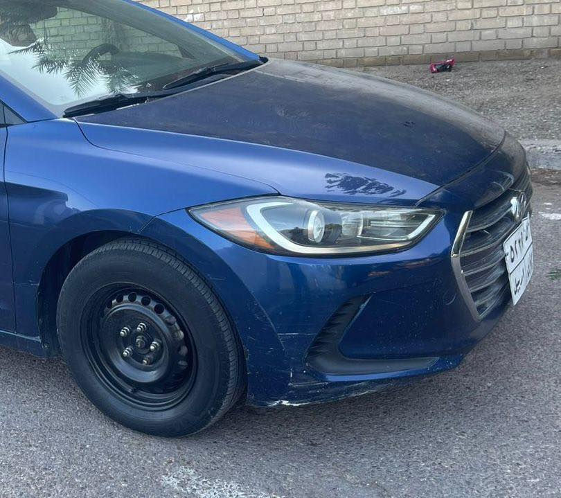 السلام عليكم النترا ٢٠١٧ صور الحادث والسونار موجود بالصور بيها٣ حالوبات بالقماره وباب الصدر جارد كير ومكينه كفاله تبريد صدر كهربائيات كلها كفاله رقم اربيل بأسم شركة تحويل او وكاله ماشيه١٢٥ الف رايدها ب١١٥$ مكاني بغداد الدوره  *********** السياره بدون اي نقص
