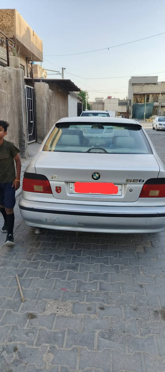 سلام عليكم بي ام صقر مديل ٩٧الحجم528
مكينه بيه صوت 
كير شرط 
تخم تاير
متكان بغداد مدينت الصدر 
قطاع 73
سعر 80بيه مجال
رقم الهاتف ***********
