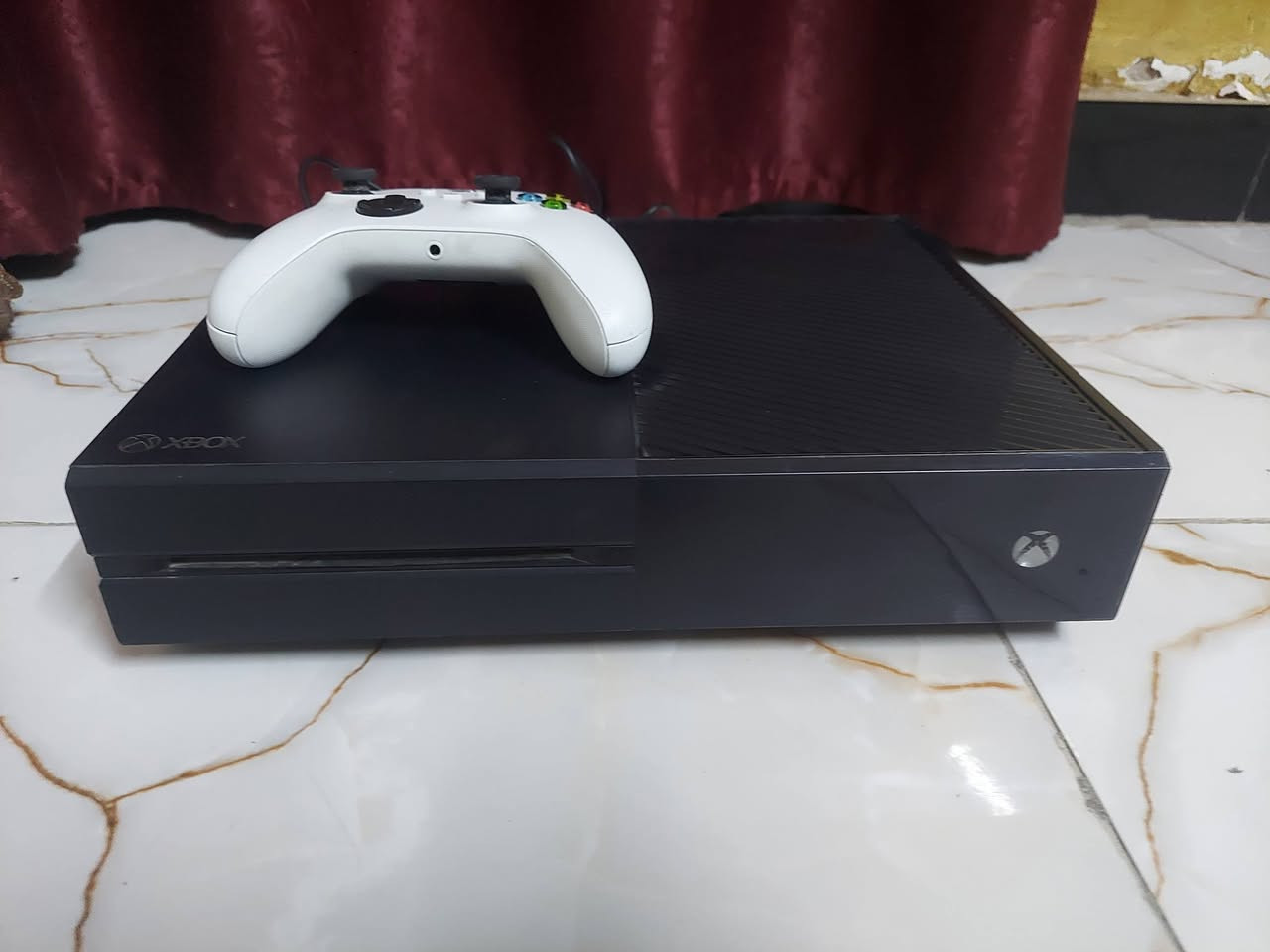 📢 للبيع Xbox One Fat 🔥
اكس بوكس وان فات 
💿 السعة: نص  تيرابايت
🎮 اليد: أصلية
📦 كامل الملحقات (كيبلات، HDMI)
💡 الجهاز نظيف وشغال بدون أي مشاكل
✨ ممكن تجربة قبل الشراء
يحتوي على حساب العاب 
📍 الموقع: [بغداد البياع  يوجد توصيل]
💰 السعر: [١٤٠ الف ]
📞 للتواصل عالخاص
متوفر توصيل


**إذا كنت صاحب هذا الإعلان وتريد حذفه لأي سبب، رجاءا أرسل رسالة إلى الدعم الفني**