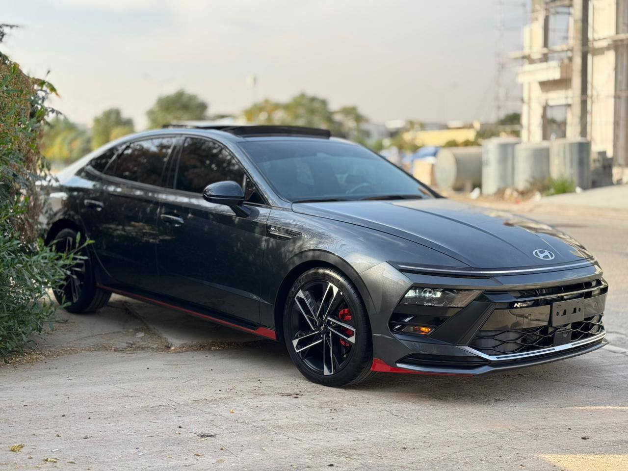 هيونداي سوناتا 2024 ان لاين اعلى فئة
2024 HYUNDAI SONATA N LINE
الشكل الجديد فووووووول مواصفات للأخير 1/1
السيارة على وضع الشركة ماشية13 الاف فقط
وارد امريكي محرك 2500 تيربو 
حادثها جاملغ بسيط والصور موجوده
السيارة جاهزة من كلشي 
السعر 250
مكاني بصره *********** البصرة, العراق

