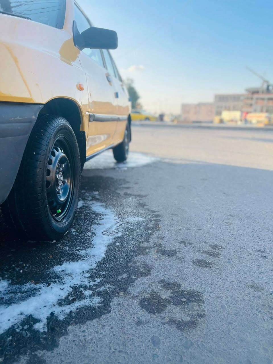 سلام عليكم شباب سايبه للبيع موديل 2011 تخم تاير باتري جديد مكينه وكير مكفولات سياره بسمي هزه داخله مصفره هيه وغرامات كلشي جاهز كهربايات كلها شغاله سعر 25 رقمي *********** مكاني كفاءات العبيدي
