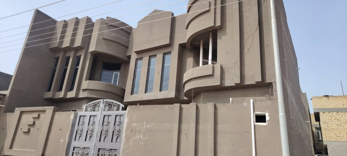 خلفه متفرغ على المتر وبليومية شغل يرضي رب العالمين وجميع الخلق بأسعار مناسبة 
واتساب 📞 ***********
