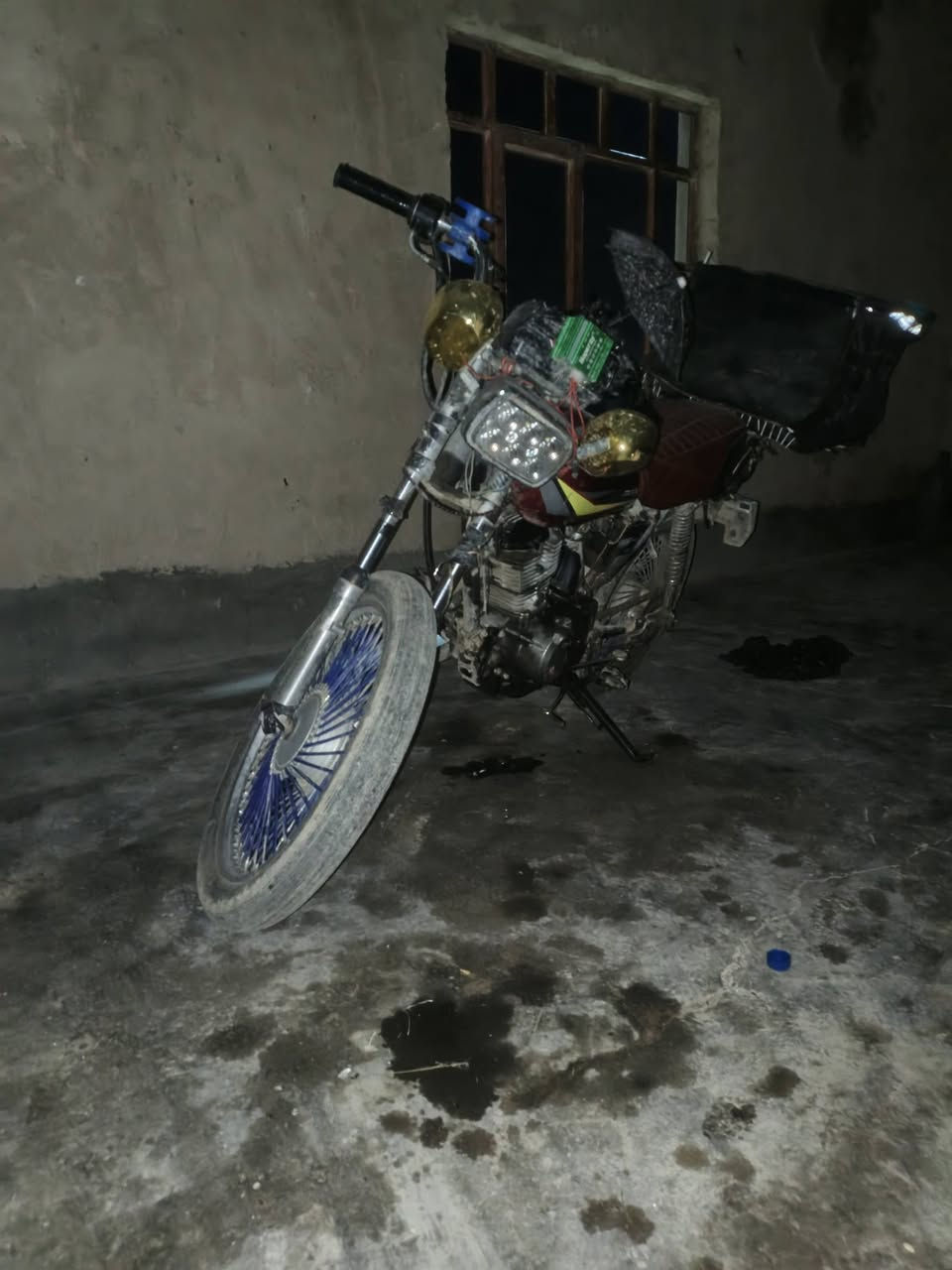 السلام عليكم  شلونك شخبارك  شباب  وين ال يدور ماطور جوه السوك بس خابر او بس راسل  مراوس ب  ايشي بس يمشي 😂 رقمي ***********
