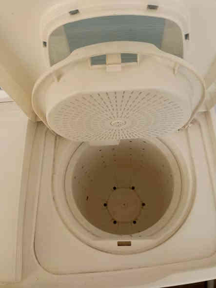 غساله نضيفه كلش للبيع 100 ومجال ***********
