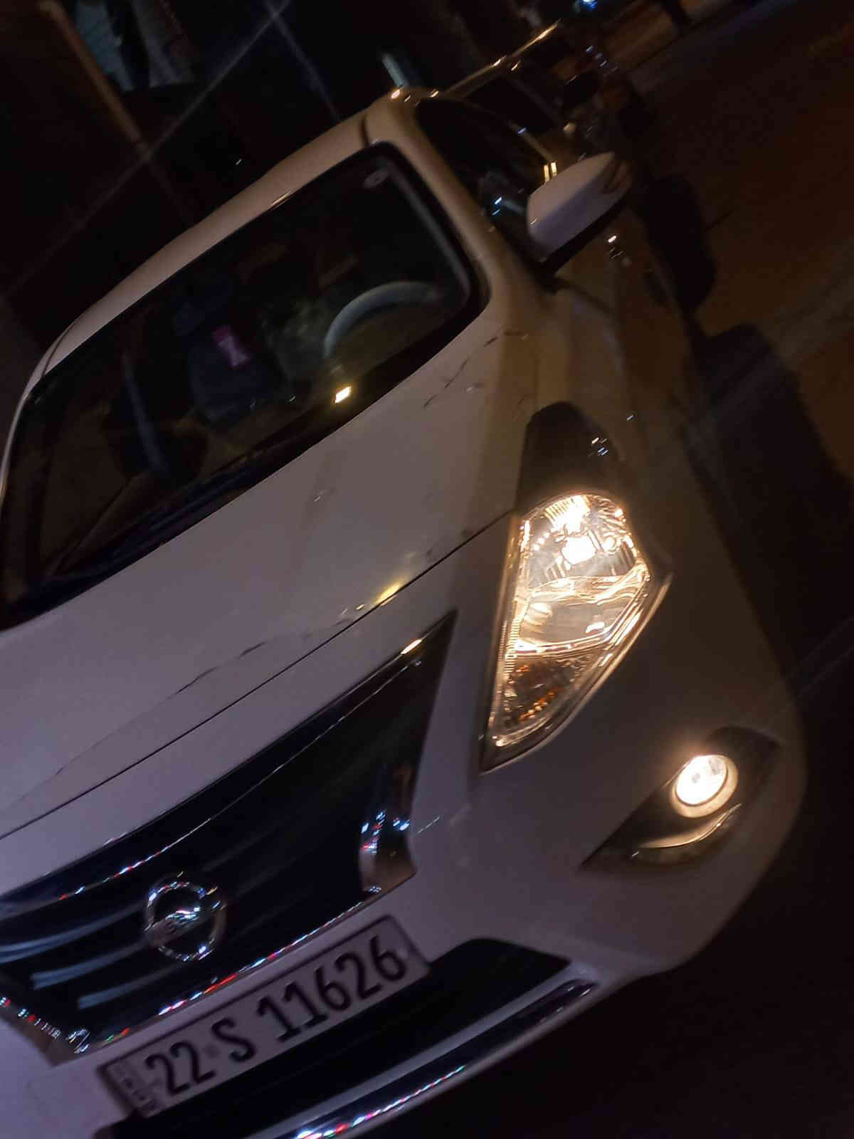 السلام عليكم
*نيسان سني{مصري} 
*مديل2025
*كفاله عامه من الدعاميه للدعاميه
*ماشيه{19الف حقيقي} 
السعر{132} 
مواصفات /حساسات خلفيه تبريد قطعتين اشاير مري شاشه كبيره تحكم استيرن
كير ومحرك شرط كفالة ما مفتوح برغي
تبريد ثلج 
رقم الهاتف{***********} 

📌العنوان:البصره'القبله'حي القائم
