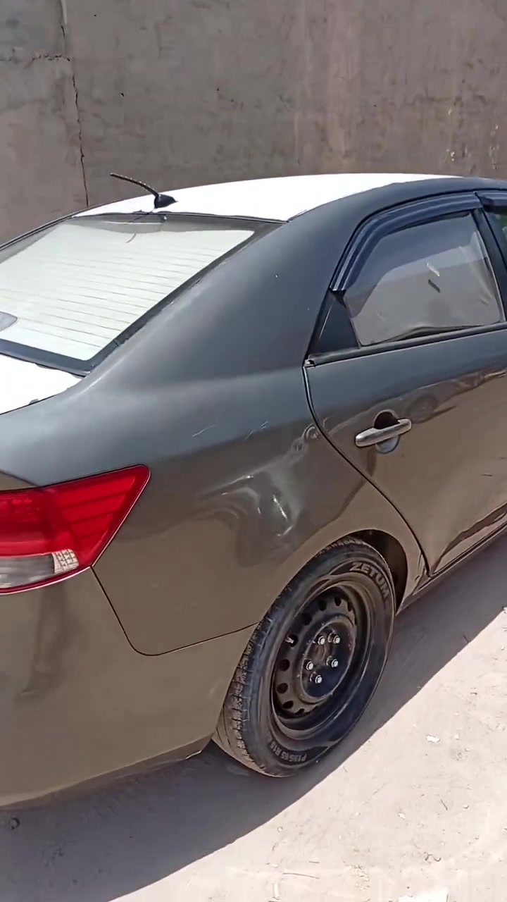 السلام عليكم
بيع فقط 90 وبيهه مجال
كيا سيراتو 12 خليجي 1600
مكينه وكير وتبريد مكفولات 
حداديه قبل شهرين سويتهه 
زوج تايرات كدام جديد 
لونهه جارد اي ضربه قويه ما بيهه 
فقط الي موضحات بالفيديو الباب بي شك 4 أصابع
والباقي واضح 
رقمهه بصره نكليزي راعيهه بصره مكانه بصره راعيهه يريد تحويل
اي استفسار اكثر اتصل او واتساب 
***********
