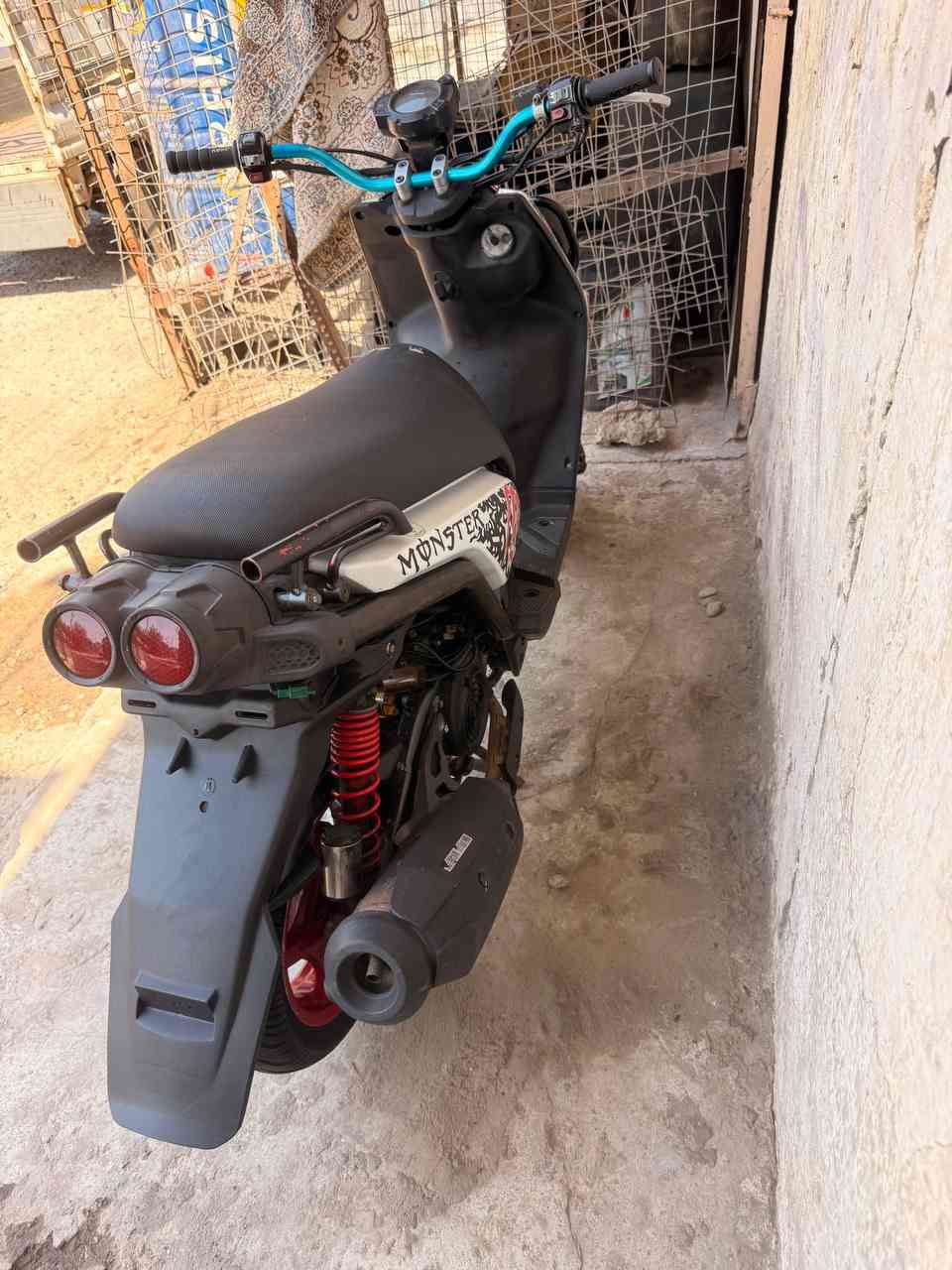 للبيع نازله من الرمبه قبل سبوعين 1250 وبيه مجال للستفسار ***********  المكان بغداد متوازي عله بيعته
