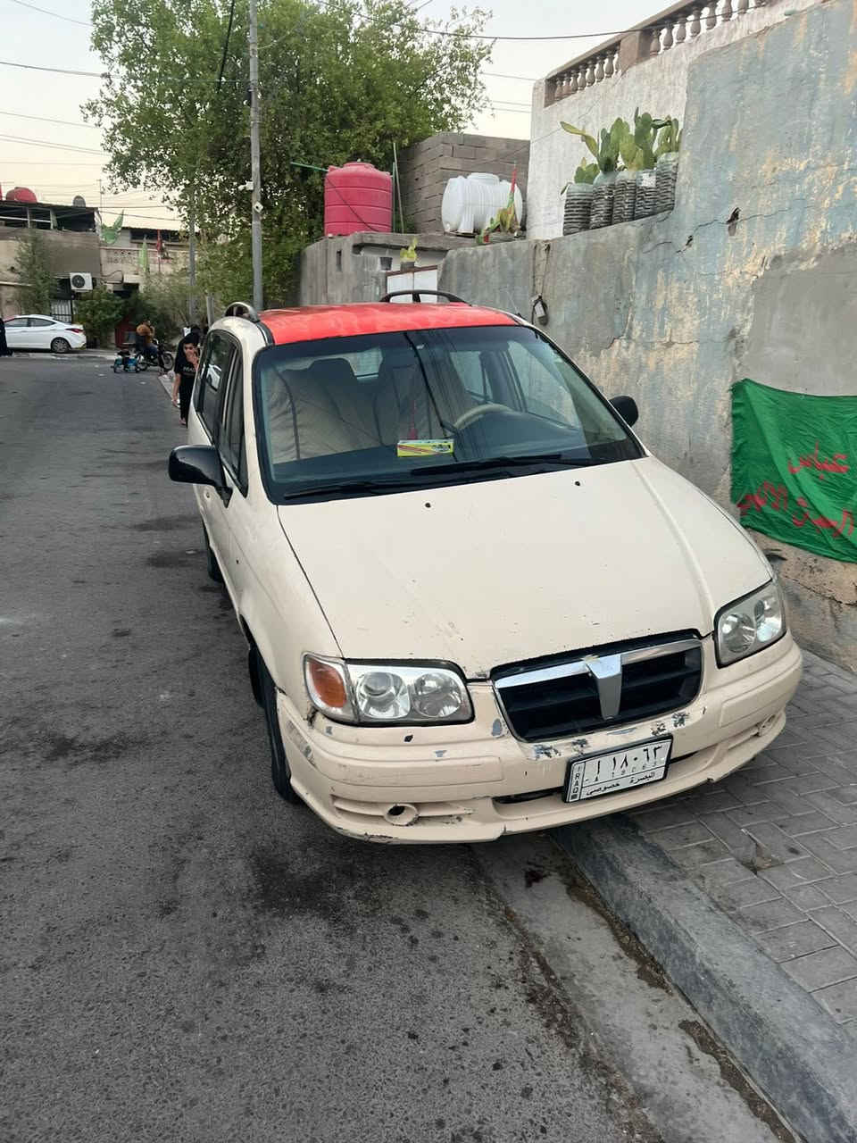 السلام عليكم للبيع فقط المديل 2006 مكفوله من الكصه والكلبه المكان بصره  السعر. 45$ وبيها مجال للشراي. مكلف بلنشر  رقم صاحب السياره ***********
