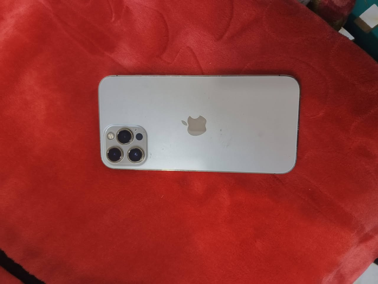 ايفون 12 برو ماكس مبدل شاشه اصليه وبطاريه سعر 350
بغداد مدينه الصدر***********
