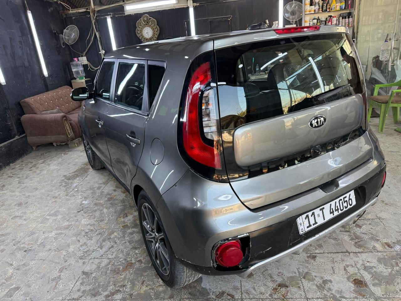 كيا صول مديل 2017 كير محرك بهاله جيده 1600 تيربو بيها قطع صبغ ابيع احزام بدون دواخل تبريد شغال السعر 98 وبيها مجال العنوان بغداد الحريه رقم الهاتف ***********
