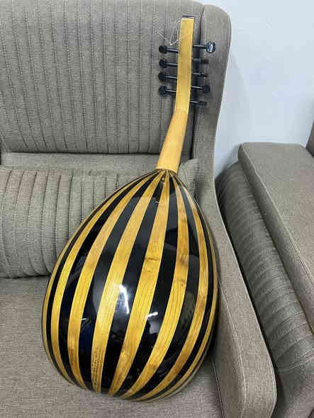 عود جديد  غير مستخدم 
السعر ١٥٠
عنوان \ الناصرية حي اور شارع السبيس 
***********
