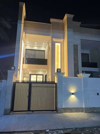 بيت حديث للبيع في منطقة زيونة محلة 710 المساحة  150 متر           واجه...