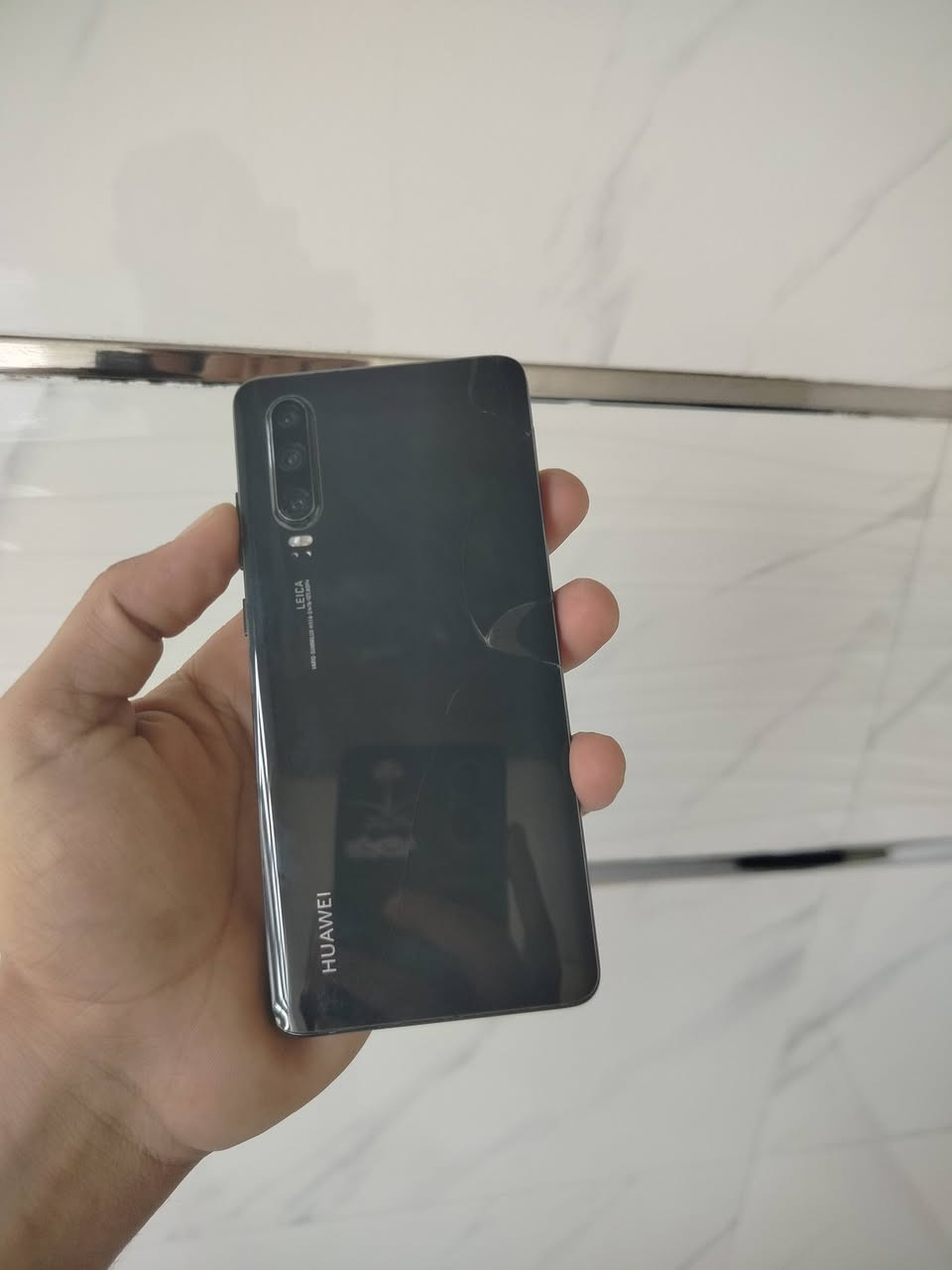 جهاز هواوي بي P30 5G ذاكره 256 رام 8+8 بوبجي 60 فريم بصمه مدججة بشاشه ظهر بلور مفطور فقط يحتاج شاشه موضح بصوره سعره 65 الف شراي خاص قبل لاتراسلني شوف مواصفاته باليوتيوب ملك الالعاب


**إذا كنت صاحب هذا الإعلان وتريد حذفه لأي سبب، رجاءا أرسل رسالة إلى الدعم الفني**