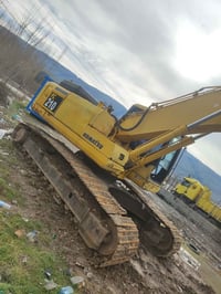 لبیع حفارە گۆاتسۆ مودیل 2002 ره قموسنویە چدید2029 چیهازکنترۆل پم مگینە...