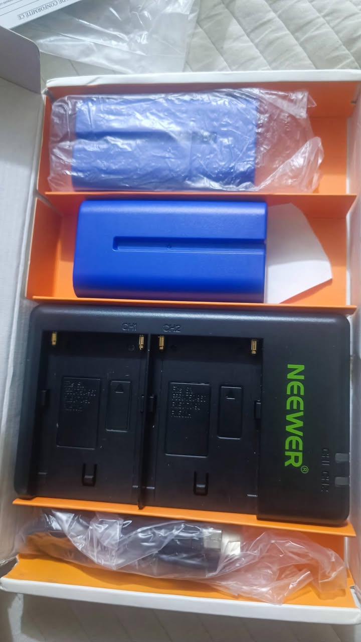 مجموعة شاحن بطاريات NEEWER NP-F550 لكاميرات سوني NP-F970 F750 F770 F960 F550 F530 F330 F570 CCD-SC55 TR516 TR716 TR818 TR910 TR917


**إذا كنت صاحب هذا الإعلان وتريد حذفه لأي سبب، رجاءا أرسل رسالة إلى الدعم الفني**