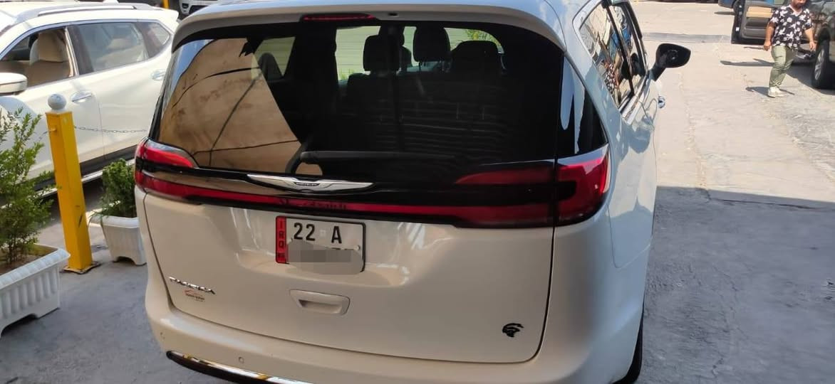 السلام عليكم 
باسفيكا موديل٢٠٢٣ وارد امريكي حادث جاملغ امامي ايمن مبدل تجاري  وباب الصدر وباب السلايد مبدلات اصليات لون ابيض نفس لون مواصفات الباسفيكا معروفه السياره  رقم اربيل اجره بسمي السياره بيه خط علاوي بغداد ومن اربيل مسجله شركه مصفره هيئه وغرامات السياره جديده تخم تاير جديد قبل اسبوع مشدود جاهزه من كل النواحي  260بيه مجال مكان السياره بغداد ‏‪0772 772 5078‬‏
