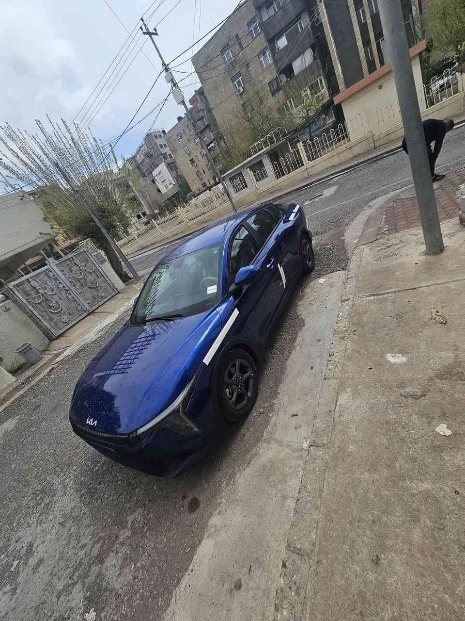 سلام عليكم كي فور موديل ٢٥ صور الحادث موجوده اتفضل خاص يوصلنك نوع الفئه LX
سياره حلوه خير من الله ماتصرف عليها ربع ان شاءالله معروفه مواصفات ال Lx 
سعر سيارة ١٦٥ اي ستفسار اتصل على الرقم وتدلل *********** رقم سليمانيه بسمي رقمها مميز تريده ويها سعره وحد تريدها ع سعرها اشدلك غير رقم واني خادم تحياتي للجميع
