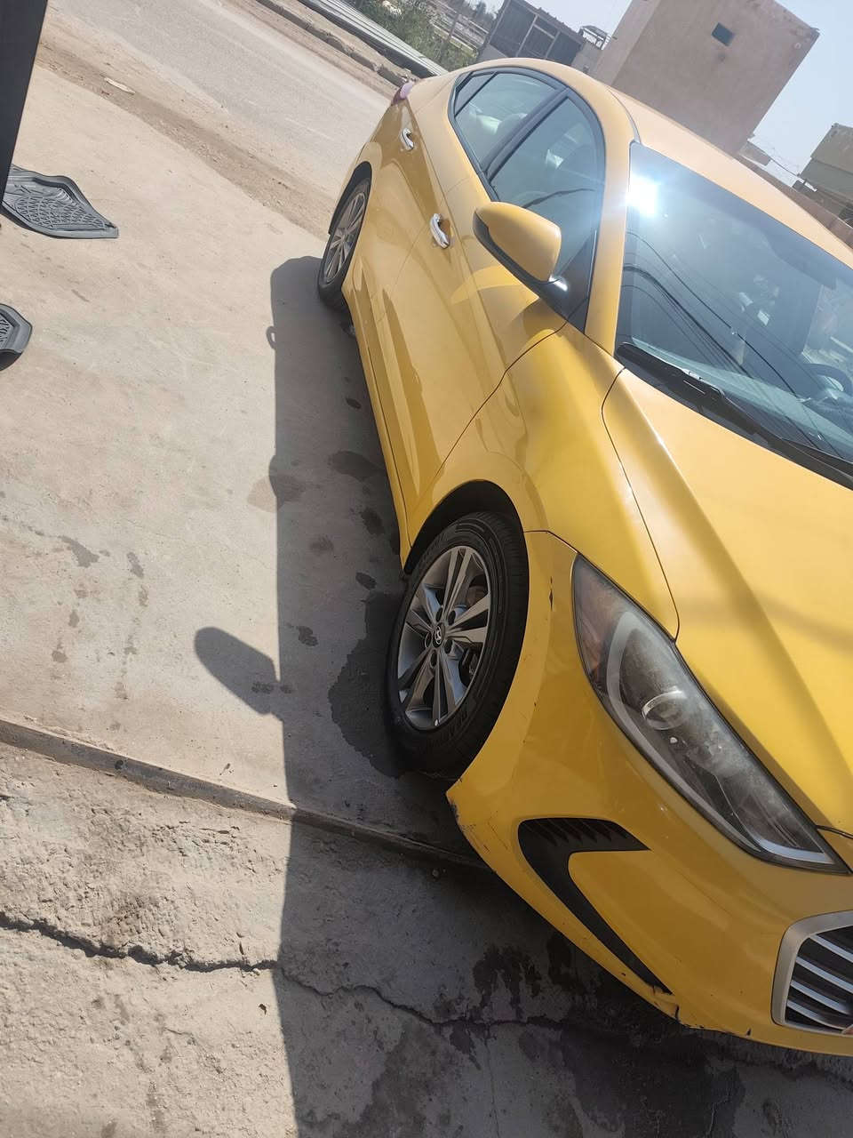 السلام عليكم
النترا 2017 امريكي فول مواصفات بأسمي تحويل مباشر حادث خلفي قبق الصندوك وربع الجاملغ بدون ايرباك 

رادار خلفي 

تدفئة كشنات 

ويك كب  

شاشة كبيرة ابل كار بلي

كامره خلفيه

مخرج اواكس

ملاحظة / السيارة مكانه حله حي الصحه 

ملاحظة/ كير ومكينة حداديه تبريد خير من الله

للأستفسار / ***********
