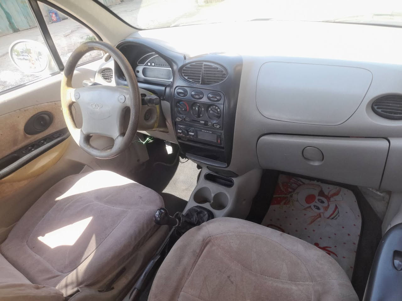 السلام عليكم كيو كيو موديل 9 مكينه بيها خيط بخار قليل جير عادي تخمتاير سياره رقم الماني جاهزه نقص ما بيها بدون تحويل كوم حديد اتعهد سرقه وعشائر فقط مكانه بغداد السعر  13 الاتصال على هذا الرقم***********
