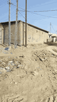 السلام عليكم مخزن مساحه 380 متر واجيه 20 ركن طابو صرف خلف مجمع دينار قريب على الشارع العام يرهم  قسم منه ينباع ركن أو بصف الركن عنوان أم الهوه الجديده موقع روعه  اتصال علا الارقام
م
***********...0771963030
