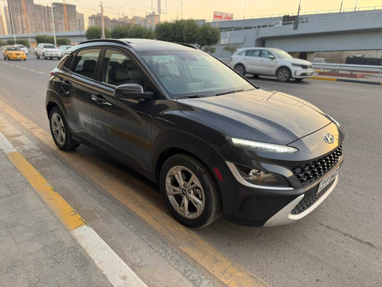 م تزيل السعر والبيع بخساره ١٣٨
السلام عليكم هونداي كونا موديل 2023  موصفات ١/١
رقم ودخول جديد ما ماشيه بالعراق مناقصه برغي 
السيارة فول 
فتحت سقف 
اربع بصمات 
غرفة جلد 
مكينه 2000 دوش
ماشيه 11 حقيقي زيرو الف كيلو
رادار أمامي جانبي نقطه عمياء
رقم اربيل هزة وسنويه جديد
شرط التحول
صبغ باب السائق وبنيد دواخل سليمه 
ايرباك دركه فقط وراجع سستم
بغداد شارع مطار المثنى
للتواصل *********** وتساب متوفر
تم تنزيل سعر  والبيع بالخساره ١٣٨ نهايه
