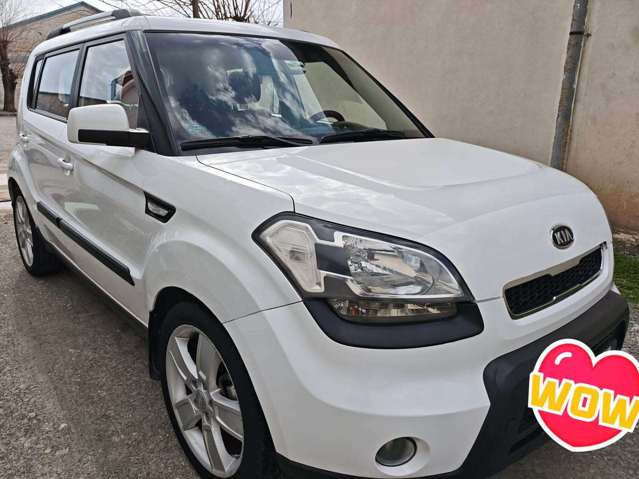 سلام علیکم 
کیا سۆڵ ٢٠١١ اوتوماتیک و عادی 
ناو سور ABS دژە خلیسک ویل کەپ بیلادی ١٨
تەنها یەک بست بۆیاخی هەیە بێ ناو گرتن بێ ایرباگ
گێڕ و مەکینە بە شەرت 
سەیارەکە زۆر مەزبوتە  ماڵی دۆستە
نرخی ٩٦ گەڵا ومەجال 
***********
لە سلێمانی السليمانية, العراق
