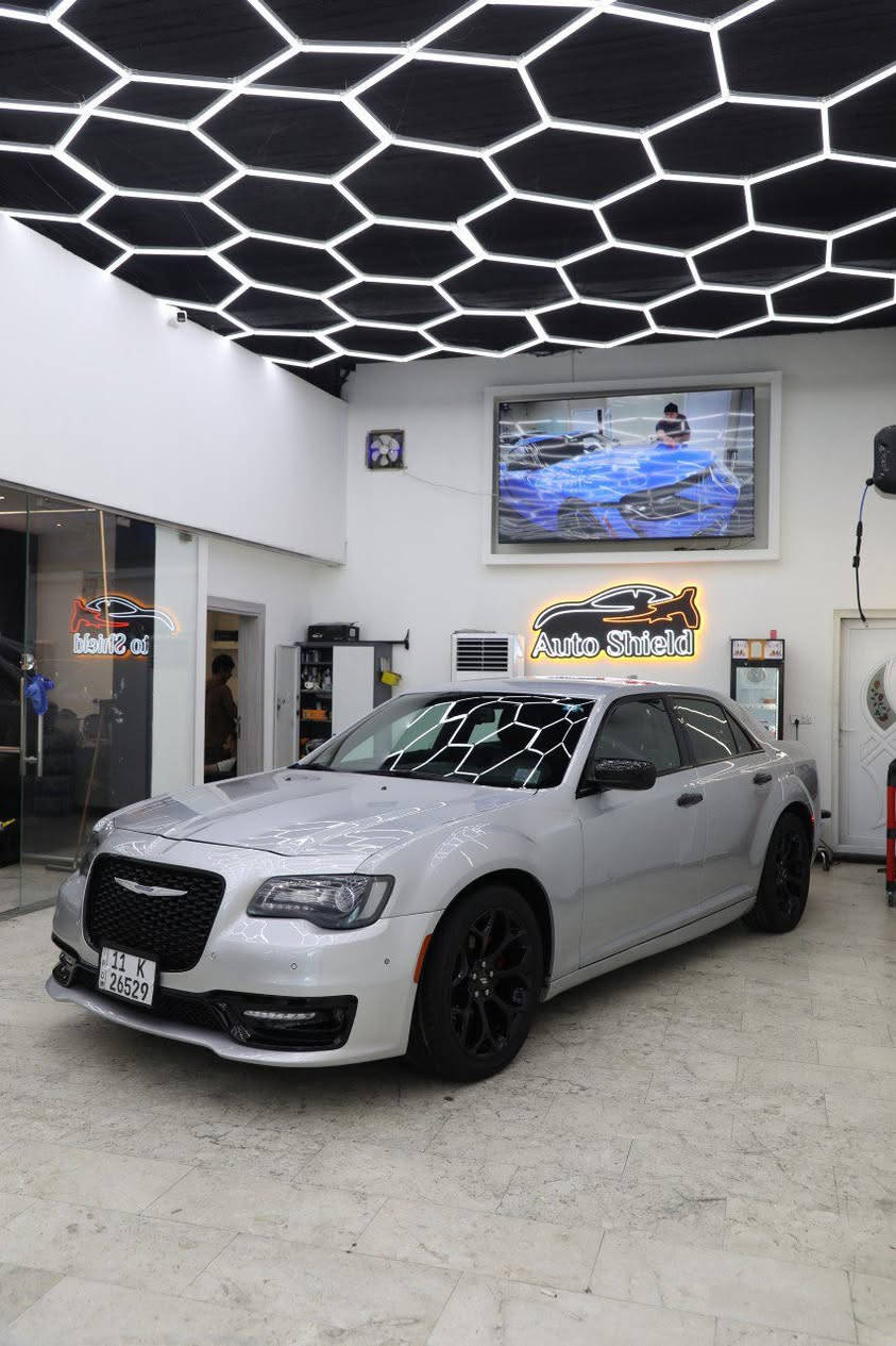 السلام عليكم 
اوباما s300
2020 modelاصل 
مواصفات s
فول مواصفات عدا فتحه 
ماشيه ٩٠ الف ميل
(قطعه جاملغ امامي يسار صبغ وداير جاملغ خلفي فقط 
مكانه حي الجهاد 
سعره ٢٣٩وبيه مجال 
للاستفسار 
***********واتس
