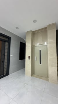 📍 العنوان: بغداد – الكرادة داخل – شارع العطار  ✨ مواصفات المشروع  بناي...