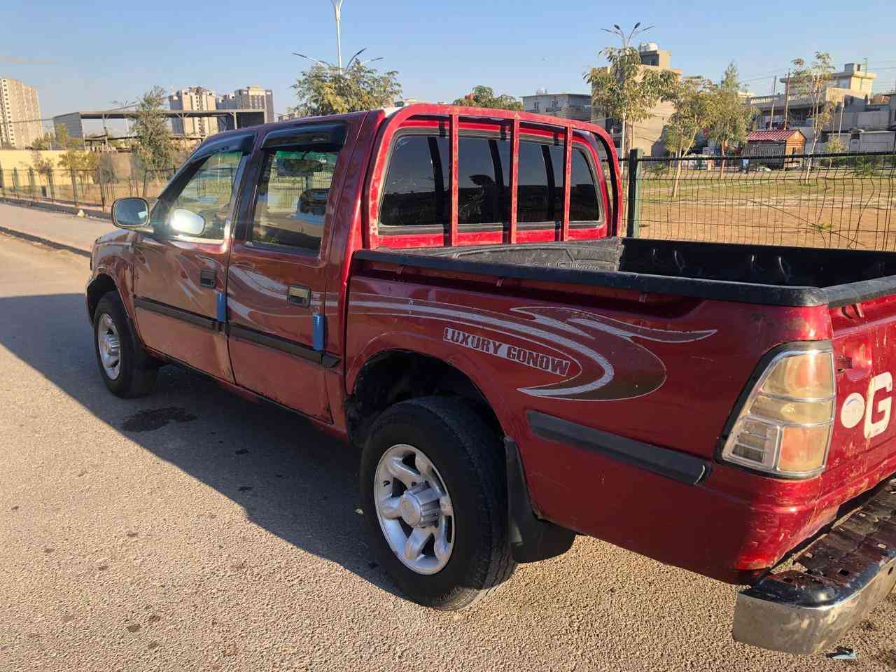 السلام عليكم
بيكم كنو 2008 بأسمنه تحويل مباشر رقم بغداد انكليزي
السياره بدون صبغ كلها بلاديه 
بيها ملاحضات  
السياره ناعمه وحلوه داخلها نظيف كاعيه جلد 
صرفها بالبانزين اقتصاديه
فيت بم ميكانيك 
صدر جديد باتري جديد 
مكاني بغداد السعر 38 
***********
