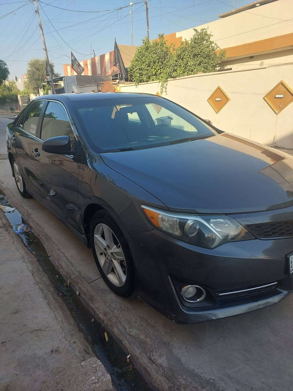 للبيع كامري موديل ١٢ امريكي بدون صبغ او ضرر موصفات se بيه كوبون بنزين رقم وسنويه جديد سعر ١٢٥ بيه مجال مكان سياره كركوك ***********
